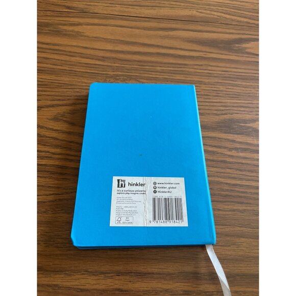 Hinkler crossword puzzle book - Picture 2 of 6